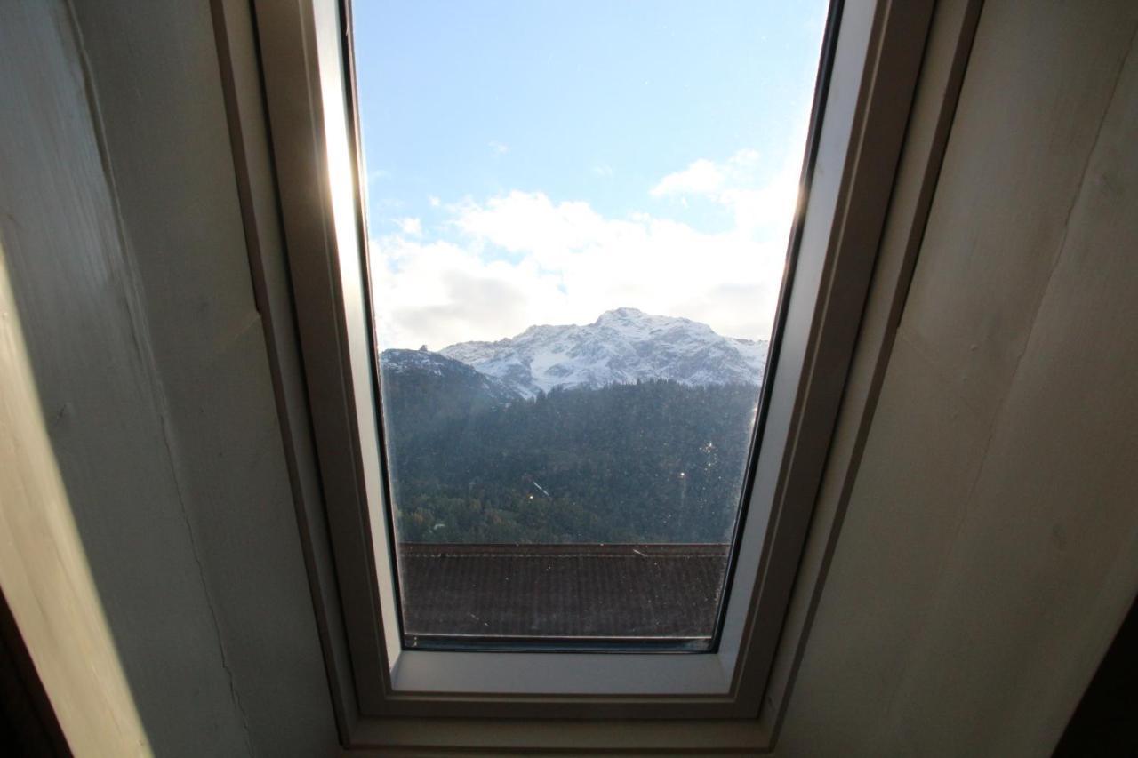 Airolo With Private Parking Apartment Bagian luar foto