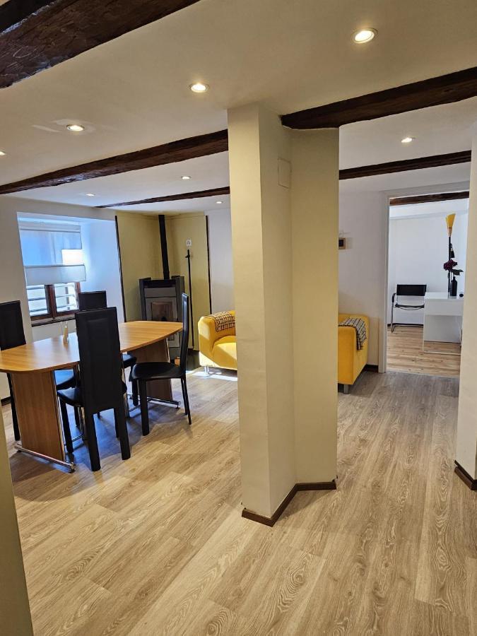 Airolo With Private Parking Apartment Bagian luar foto
