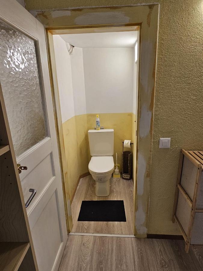Airolo With Private Parking Apartment Bagian luar foto