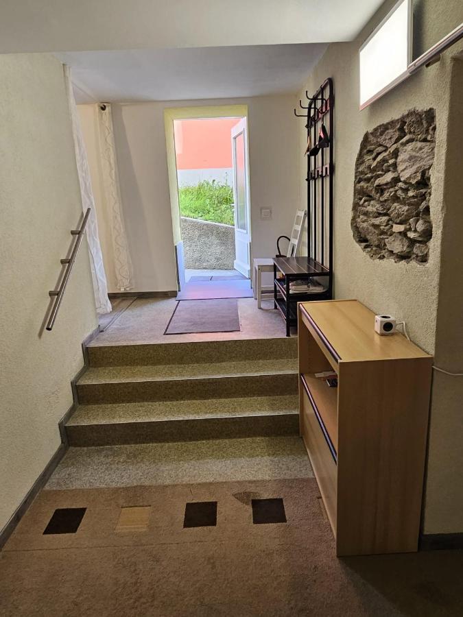 Airolo With Private Parking Apartment Bagian luar foto