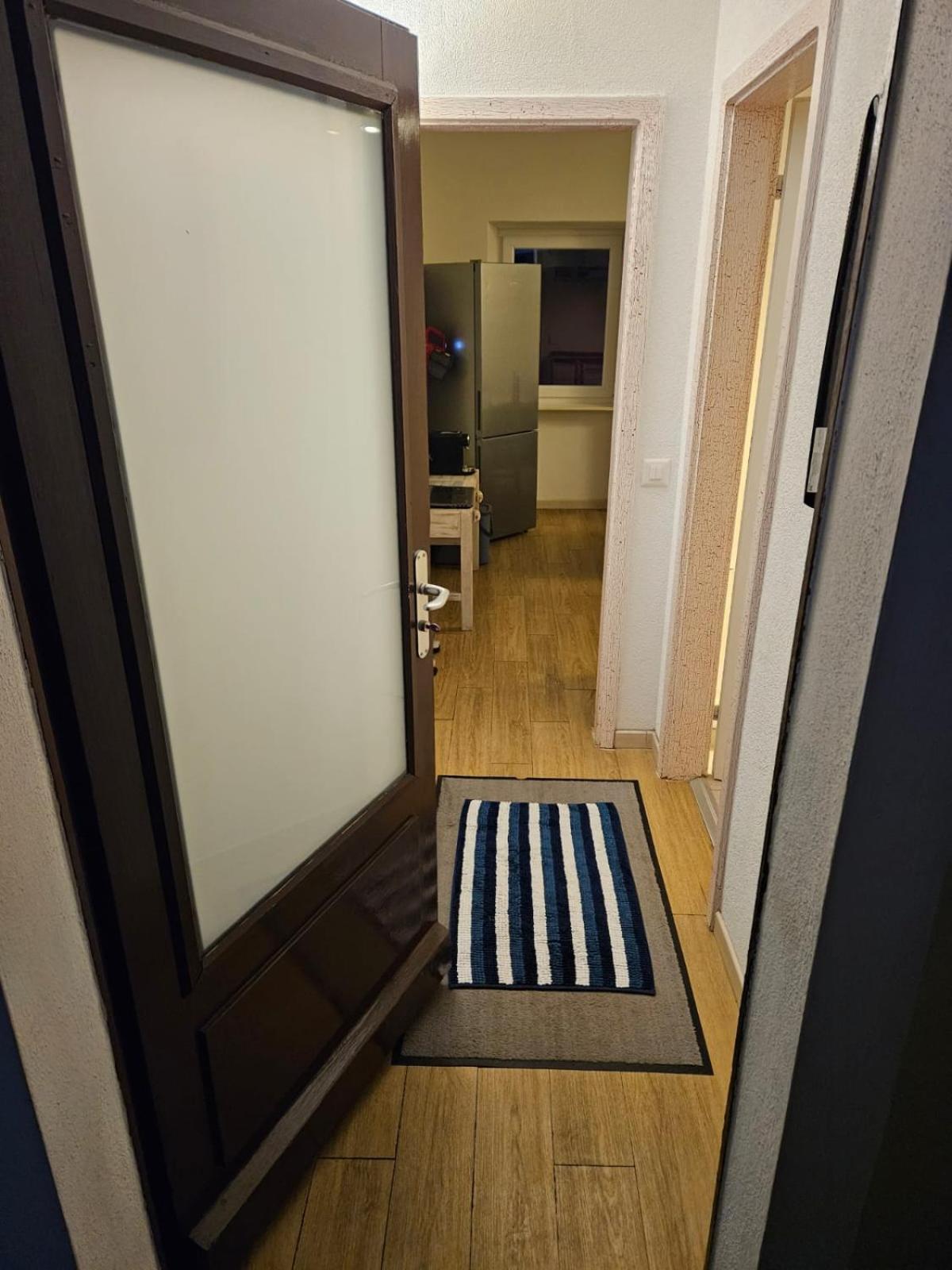 Airolo With Private Parking Apartment Bagian luar foto