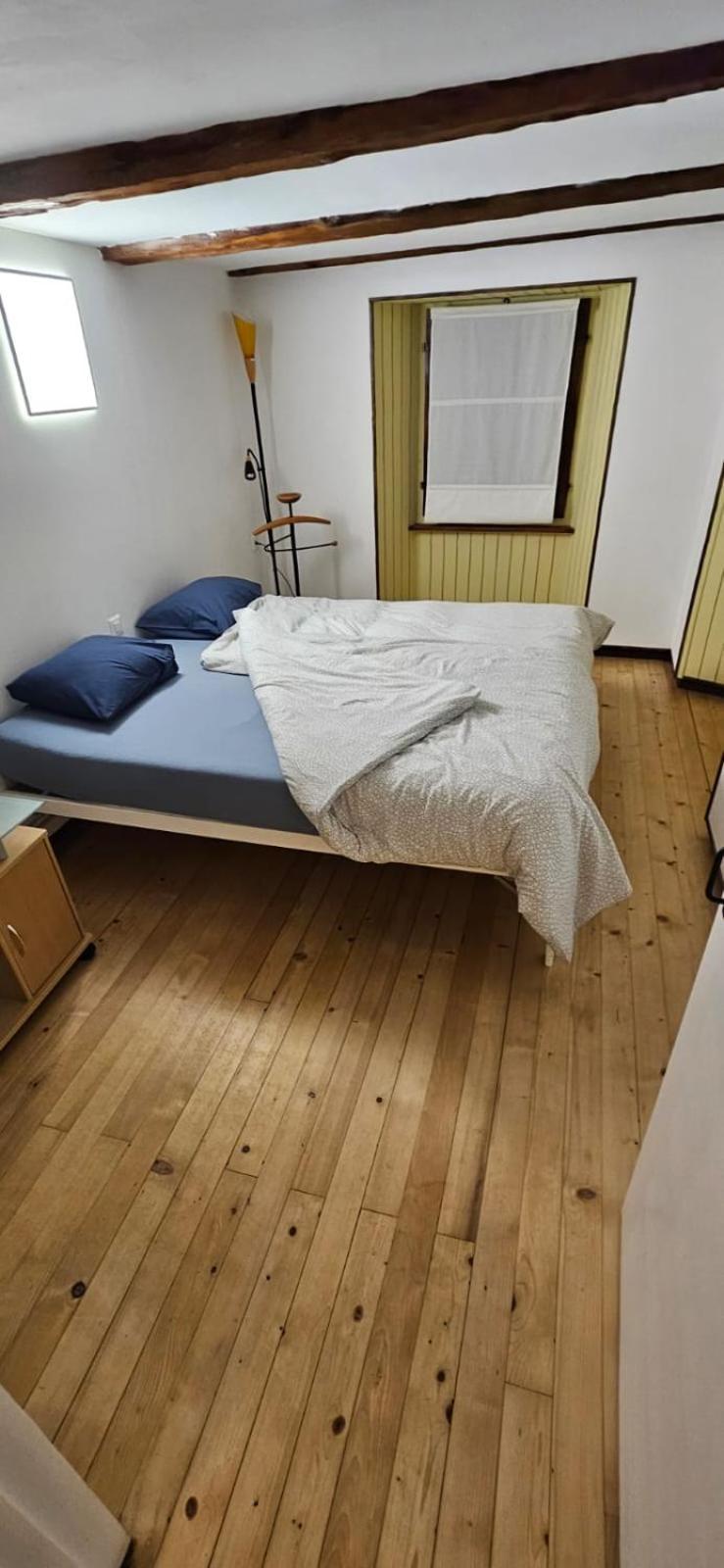 Airolo With Private Parking Apartment Bagian luar foto